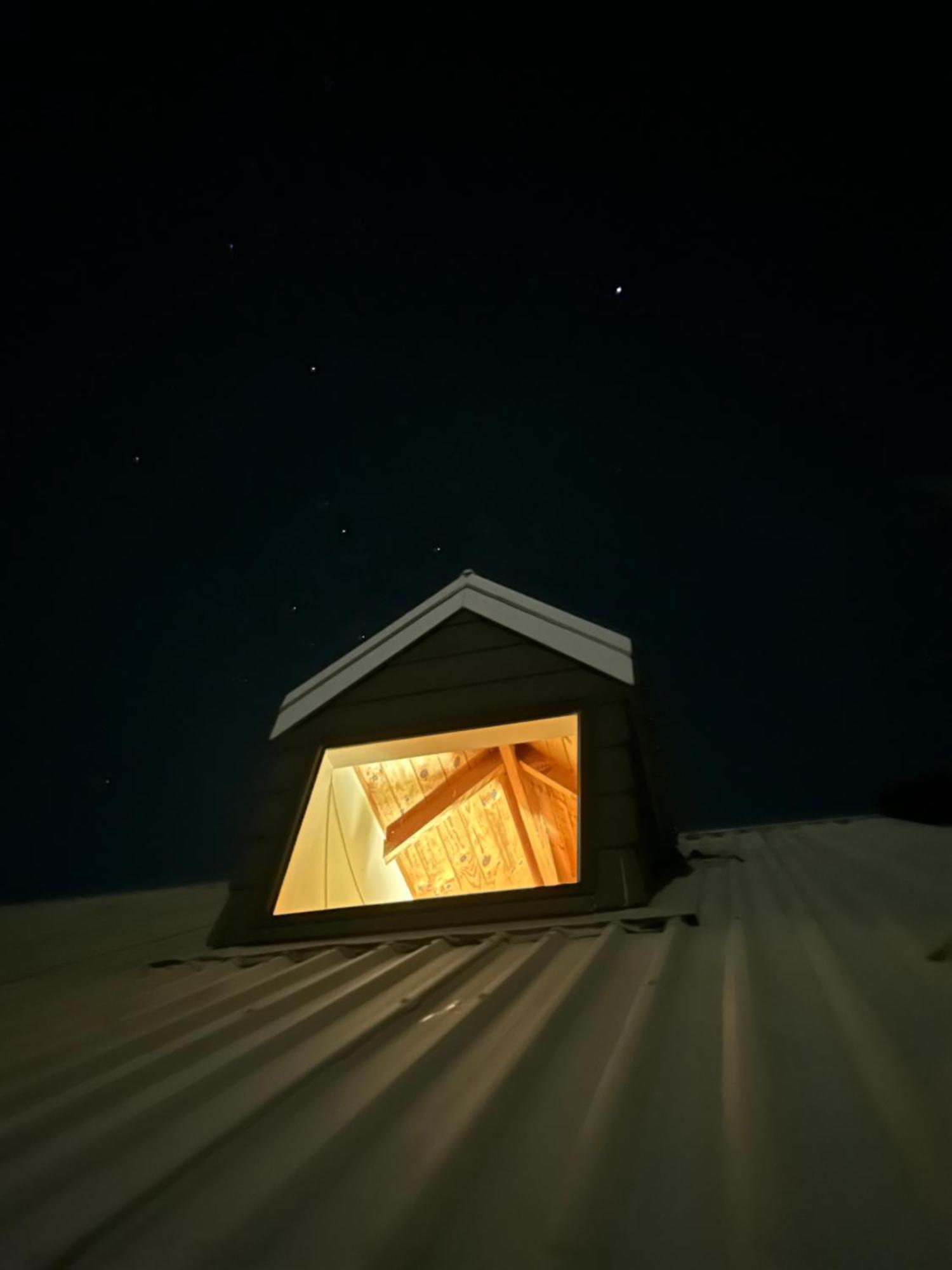 Whisper Cottage Onetangi エクステリア 写真